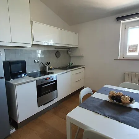 Almare - Sea Front Apartament *